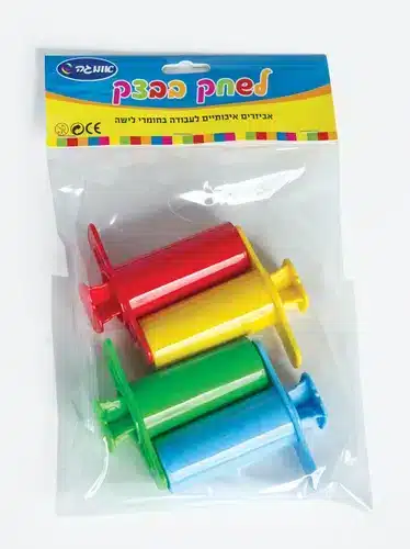 4 מזרקים לבצק