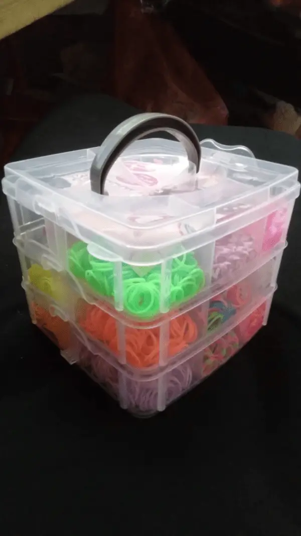 גומילום קופסה מגירות