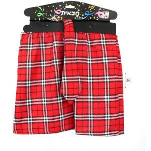 חצאית חנונית ועניבה